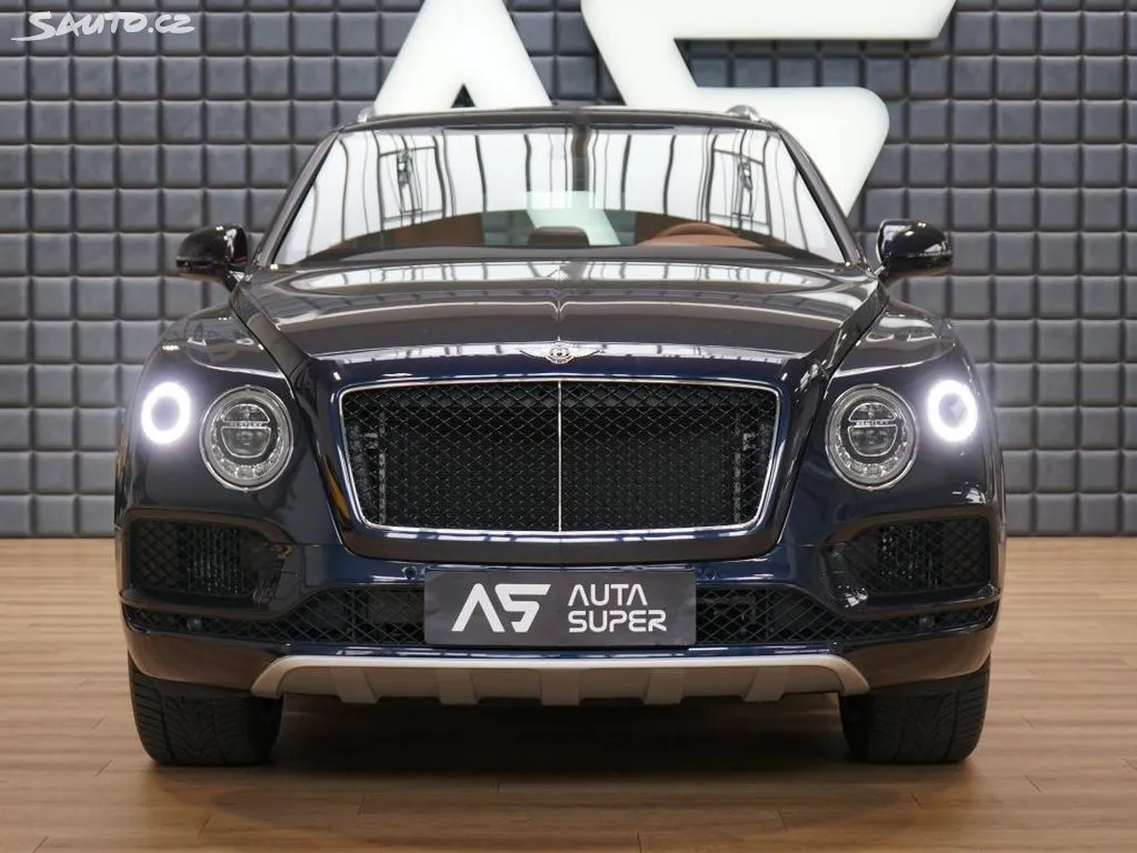 Bentley Bentayga Diesel V8 Pano Masáž Vzduch Image 2