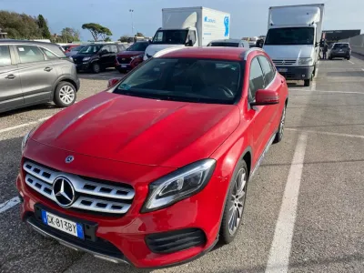 MERCEDES BENZ Classe GLA GLA 200 Automatic Premium