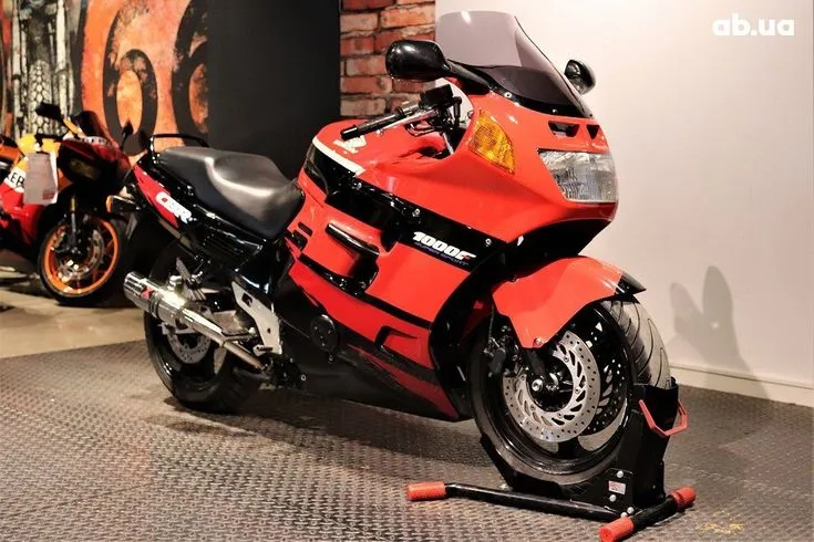 Honda CBR Image 8